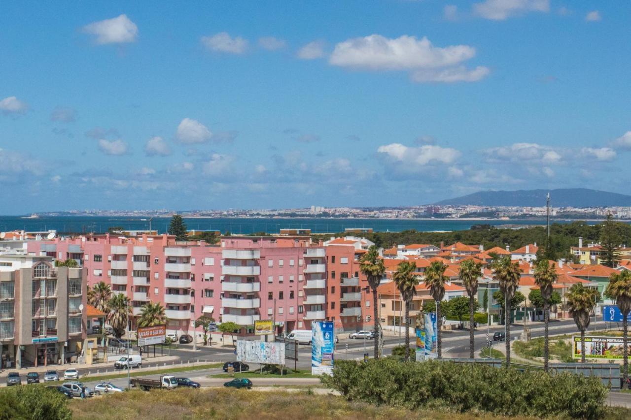 Beach Houses Costa da Caparica Bagian luar foto